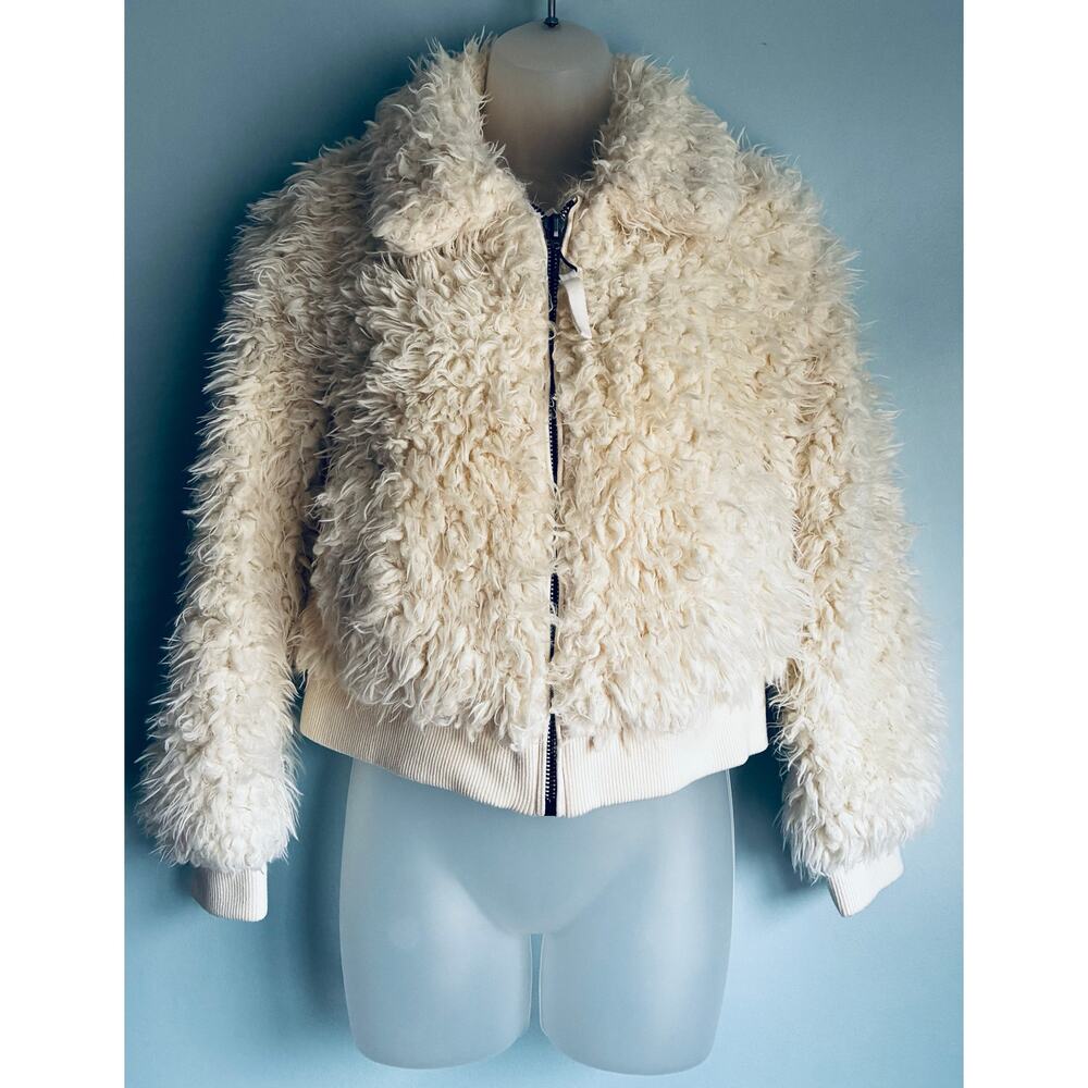 Aeropostale Faux Fur Yeti Coat Small White Winter Cottage